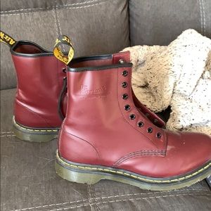 Maroon doc martens - worn once